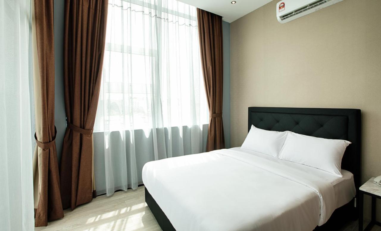 Mtree Hotel Nilai - Klia Airport Exterior foto