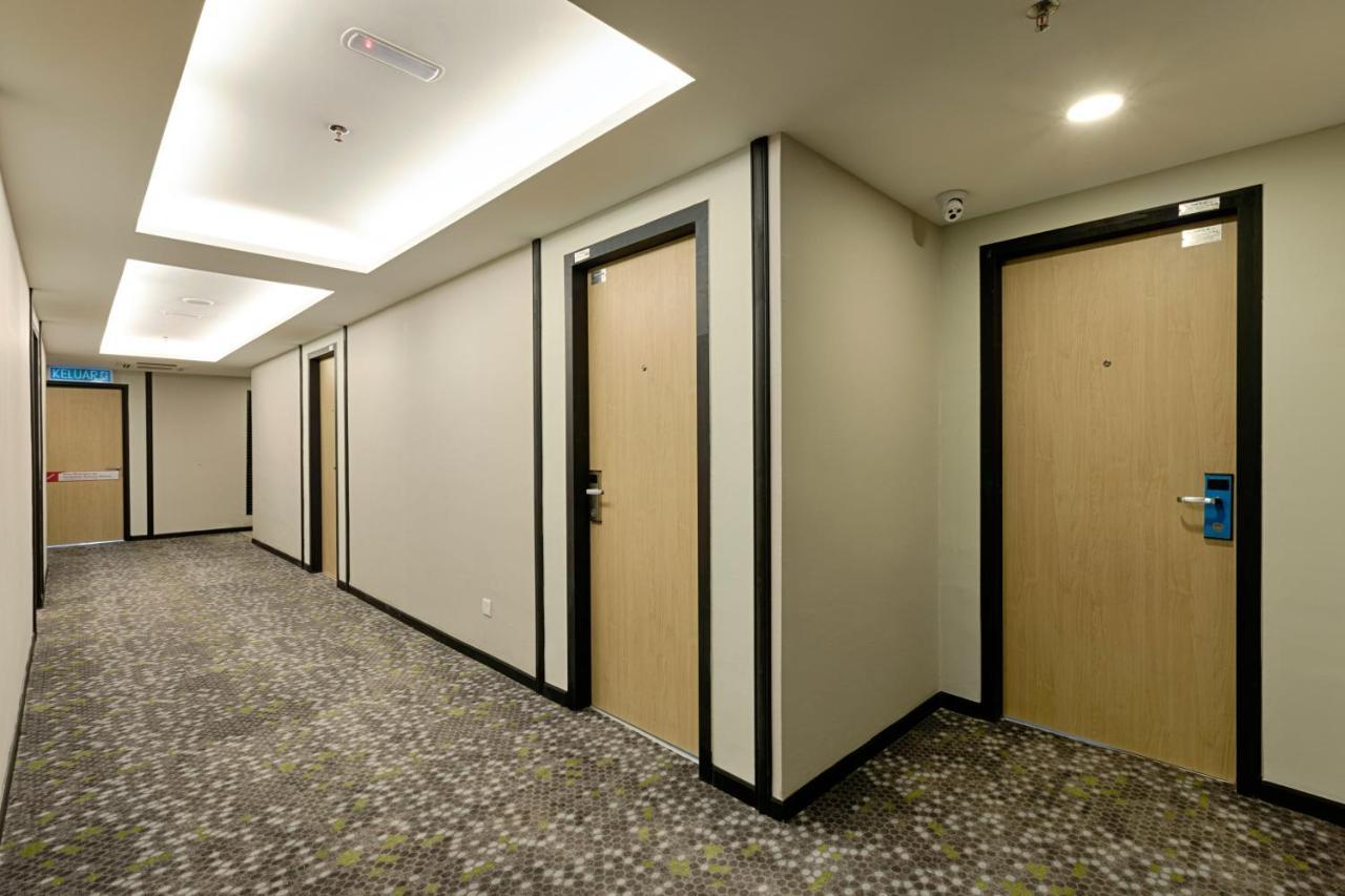 Mtree Hotel Nilai - Klia Airport Exterior foto