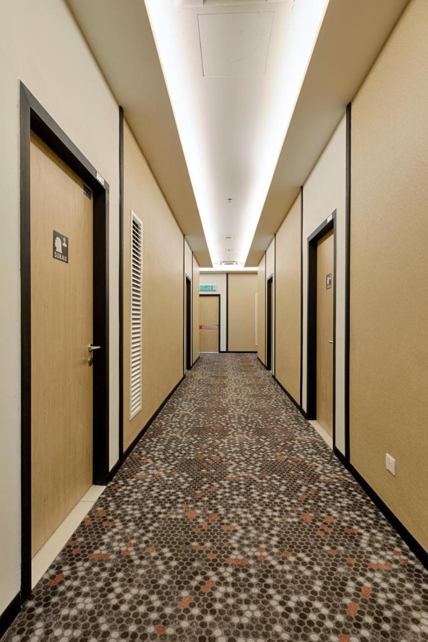 Mtree Hotel Nilai - Klia Airport Exterior foto